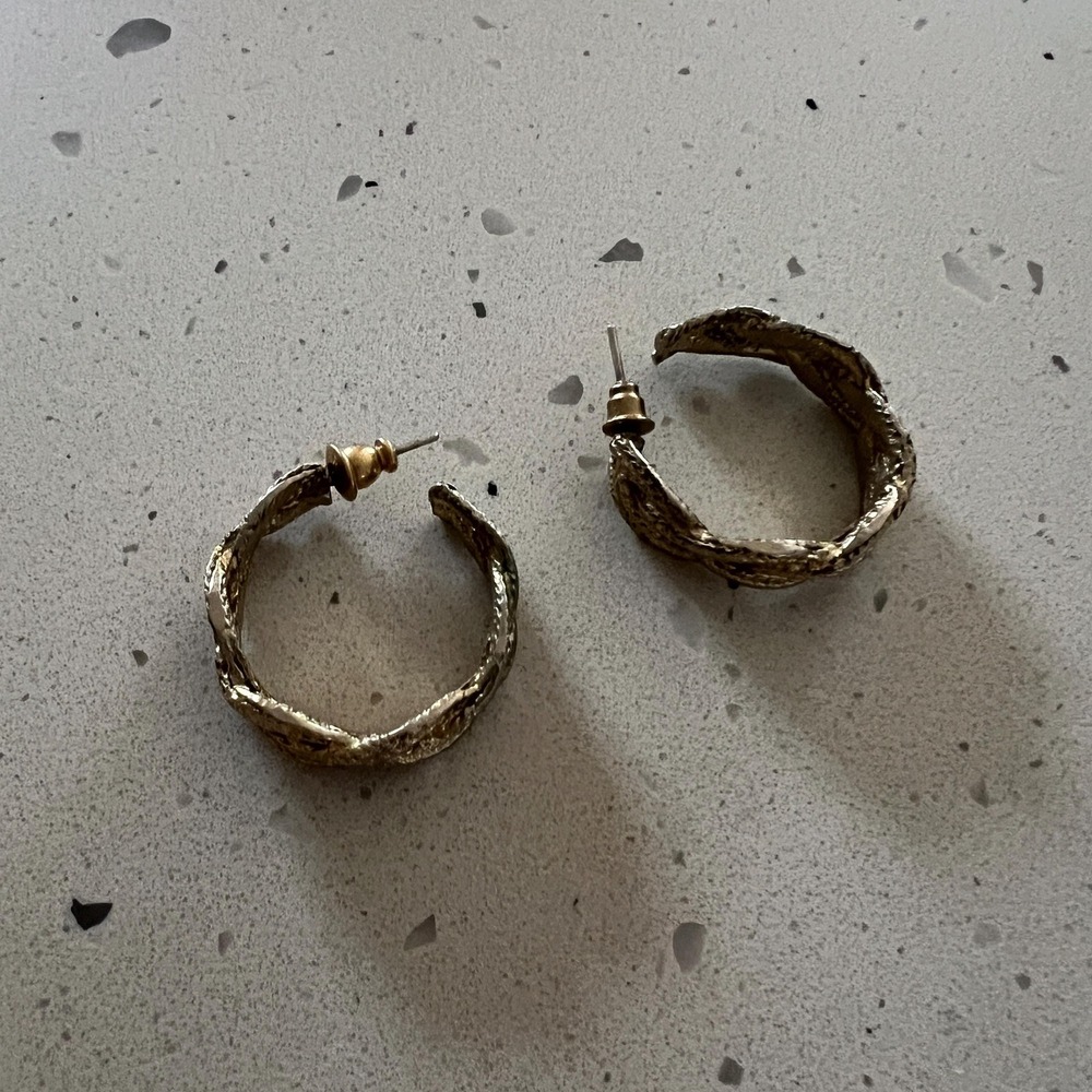 Vintage 1980s‎ gold tone braided hoops everyday earrings pierced ears Casual - Picture 4 of 7